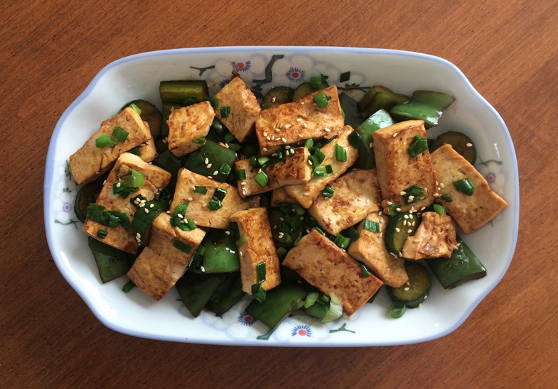 gluten free fried tofu and green peppers