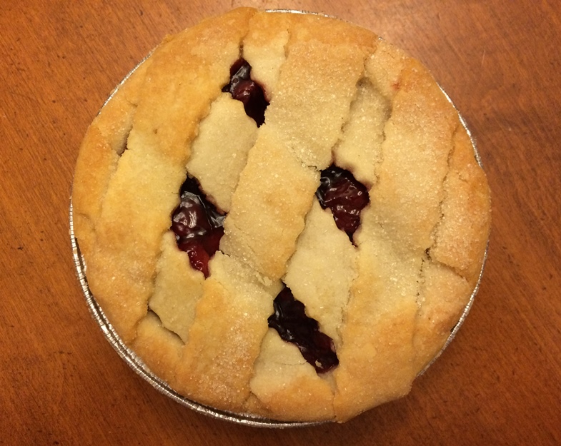 small cherry pie