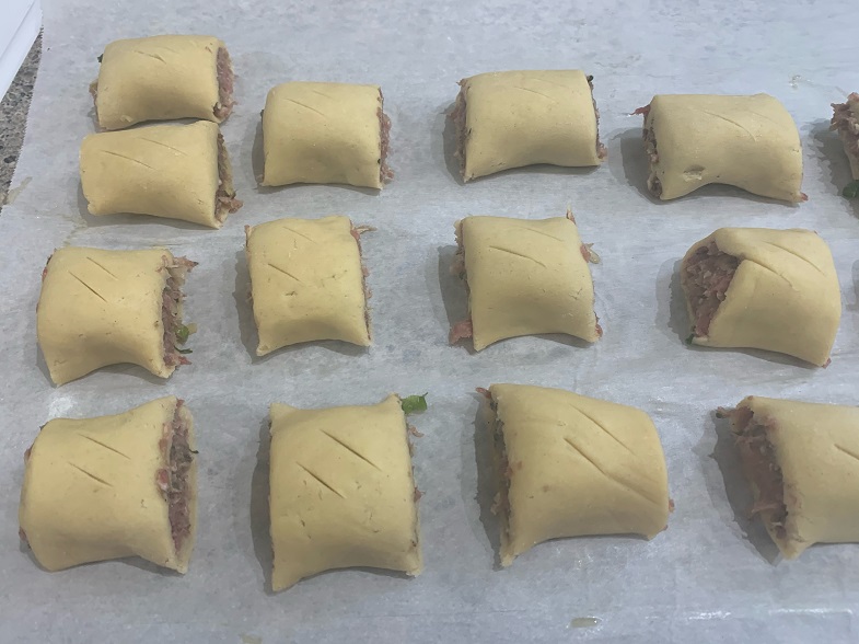 uncooked sausage rolls