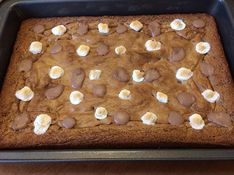 pan of blondies 