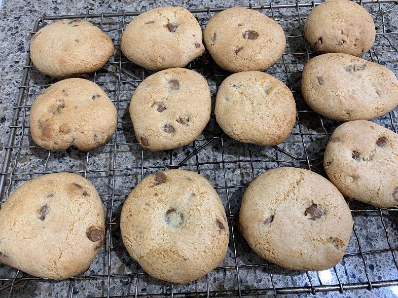 choco cookies cooling