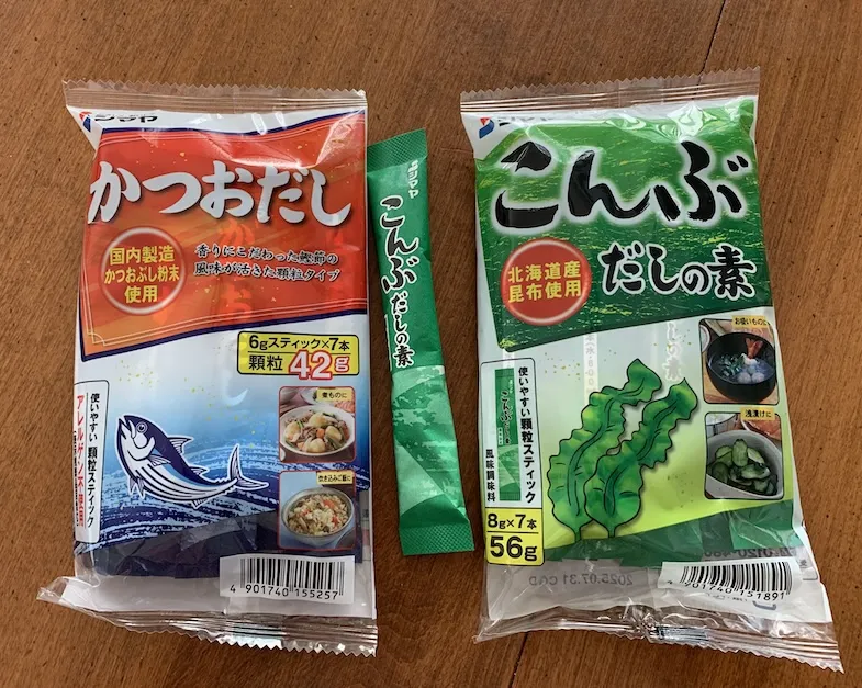 fish and konbu dashi powder packages