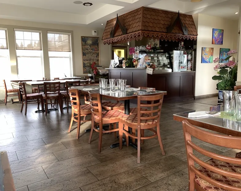 Inside of the Thai Onzon Restaurant in Cochrane Alberta