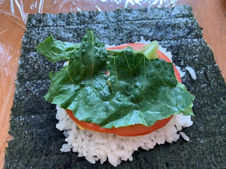 lettuce on the tomato slice