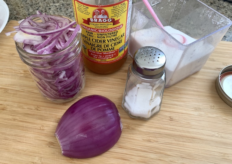 pickled red onions ingredients