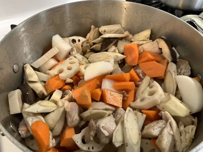 pot-with-chikuzenni-vegetables-frying