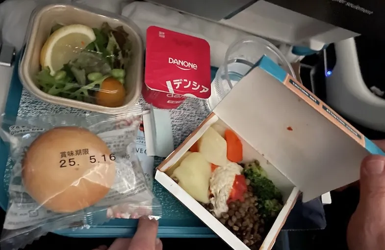 WestJet's economy gluten free dinner served from Tokyo to Calgary