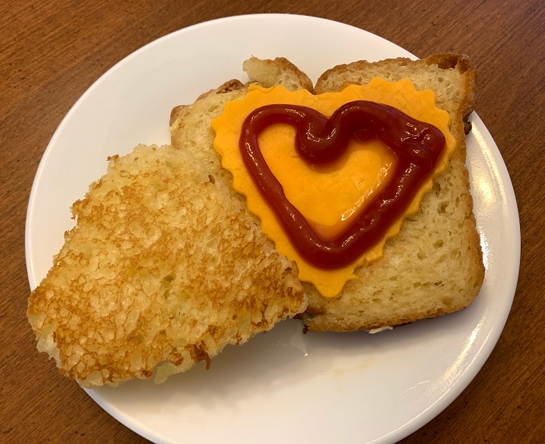 toast with ketchup and egg